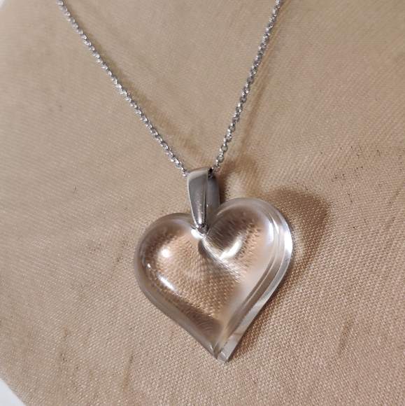 Stunning Clear Crystal Lalique Heart Necklace - Picture 9 of 16